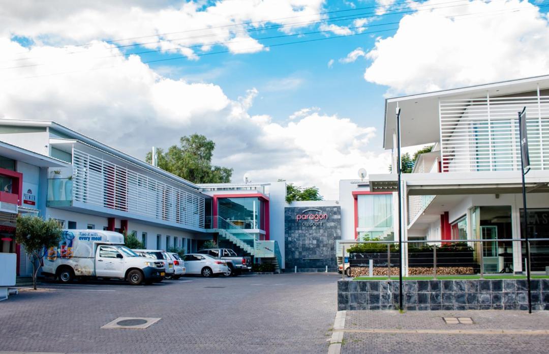 Urban Oasis Apartments At Paragon Windhoek Exterior photo